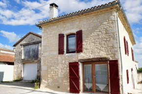 Maison chaleureuse à Lalbenque avec jardin clôturé